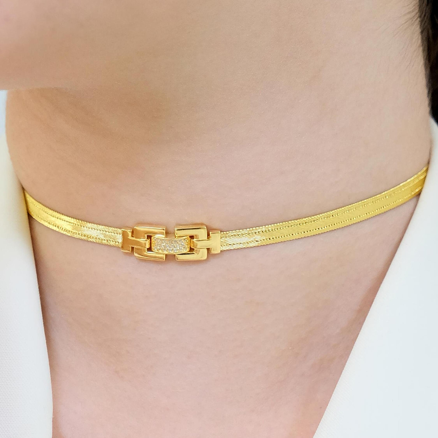 Trabzon Hasır Modern Taşlı 14 Ayar 3 Sıra Altın Kolye Sarı