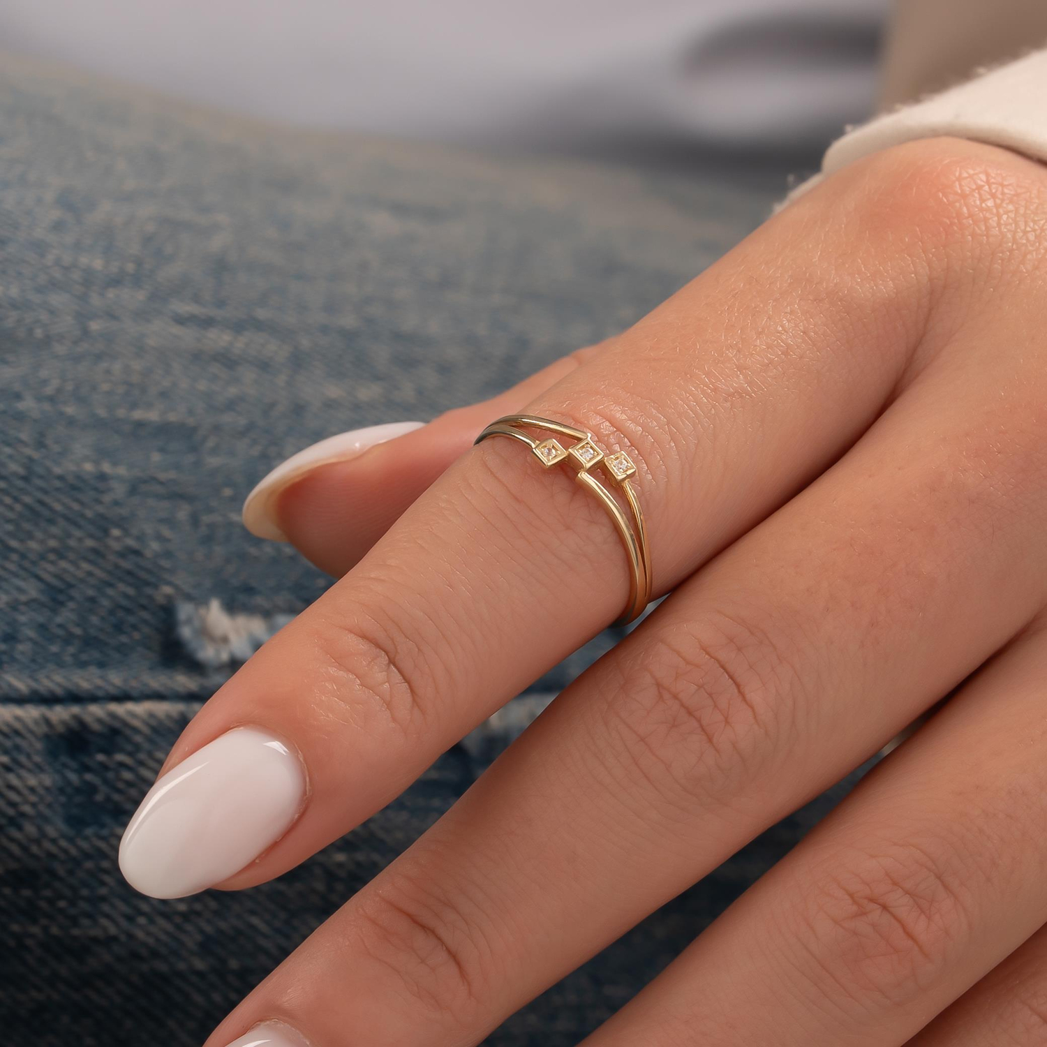 Üç Taşlı 14 Ayar Altın Yüzük