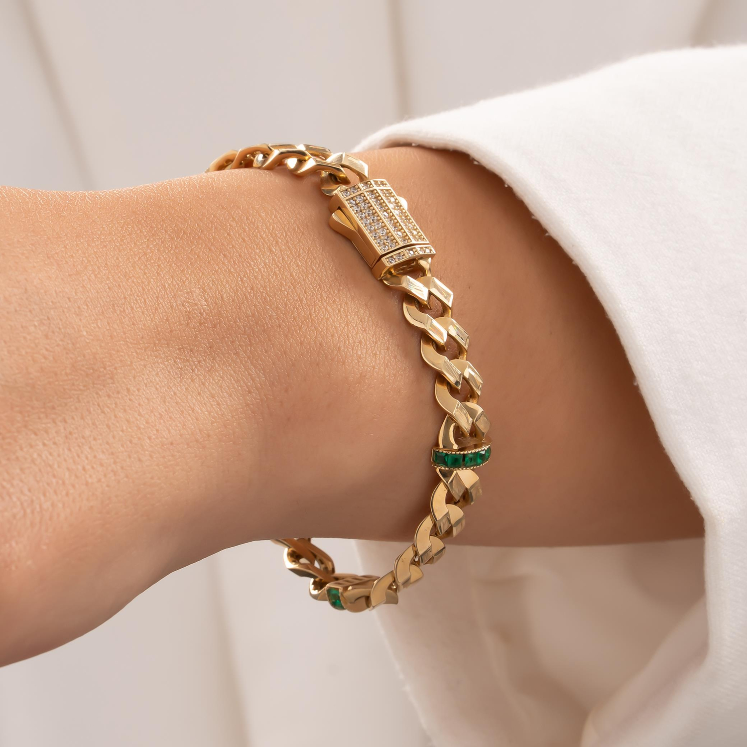 Yeşil Taşlı 14 Ayar Altın Gurmet Bileklik