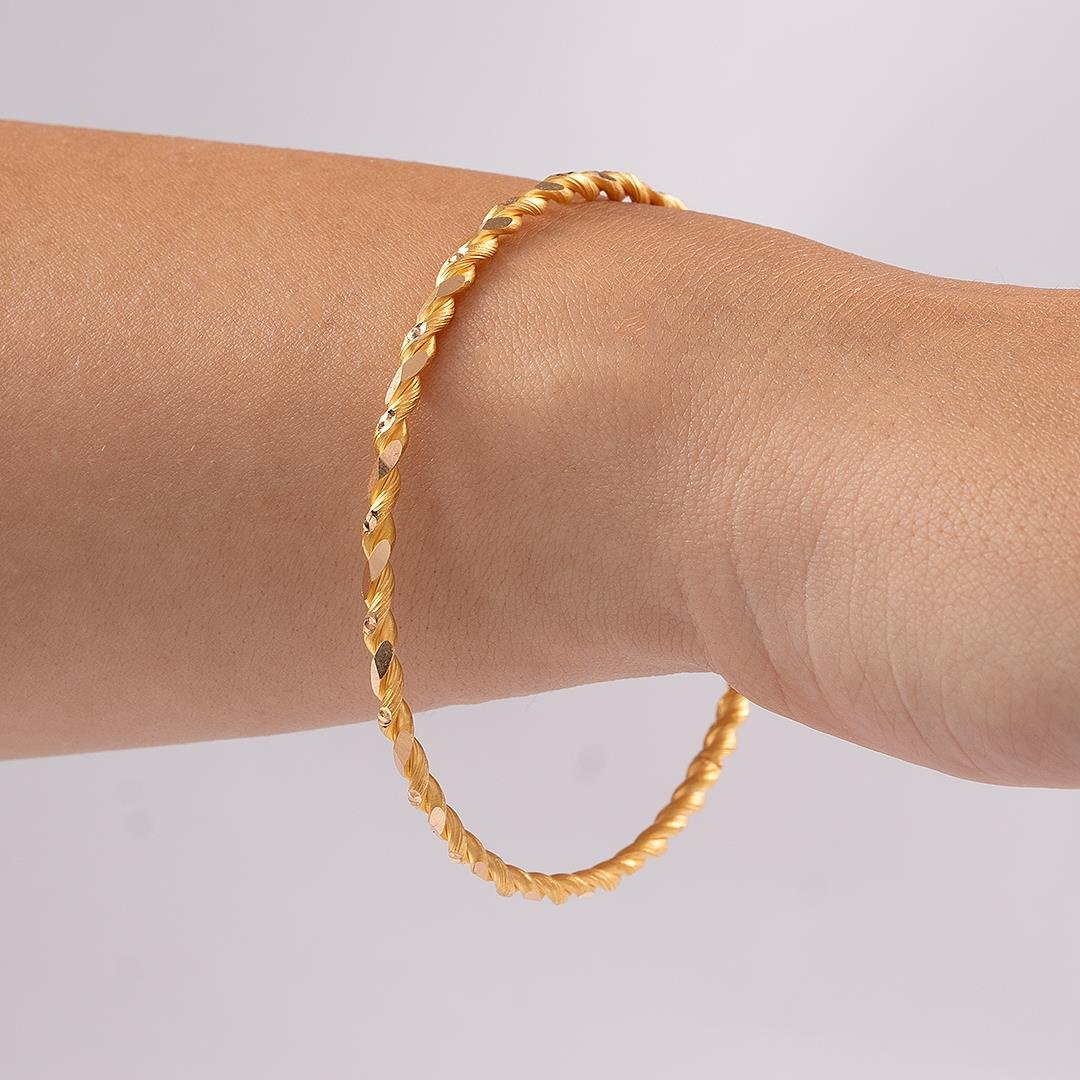 15 Gram Noktalı Burma Bilezik 22 Ayar