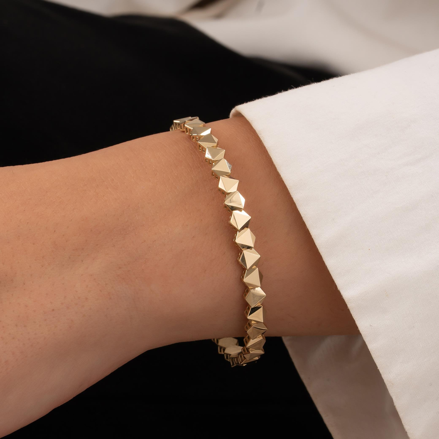 Geometrik Model 14 Ayar Altın Kelepçe