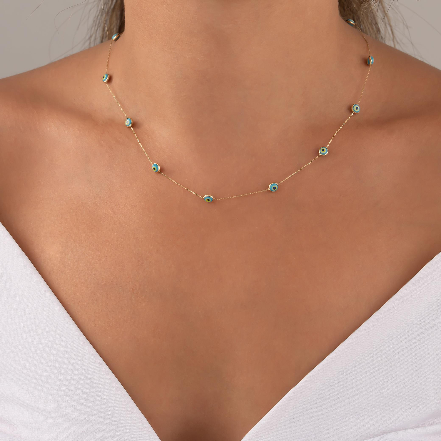 Nazar Boncuklu Minimal 14 Ayar Altın Kolye