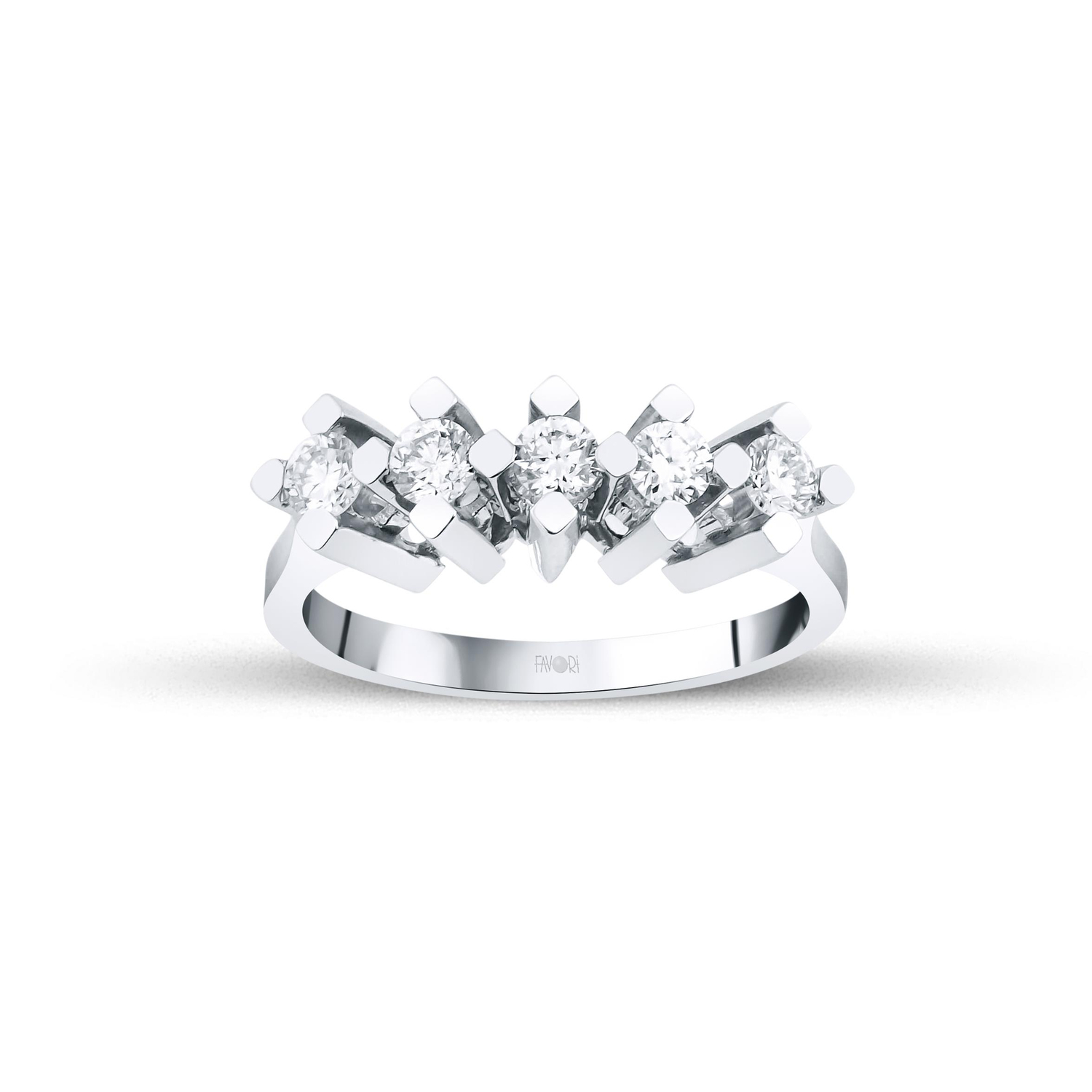 PIRLANTA BEŞTAŞ YÜZÜK 0.25 CT