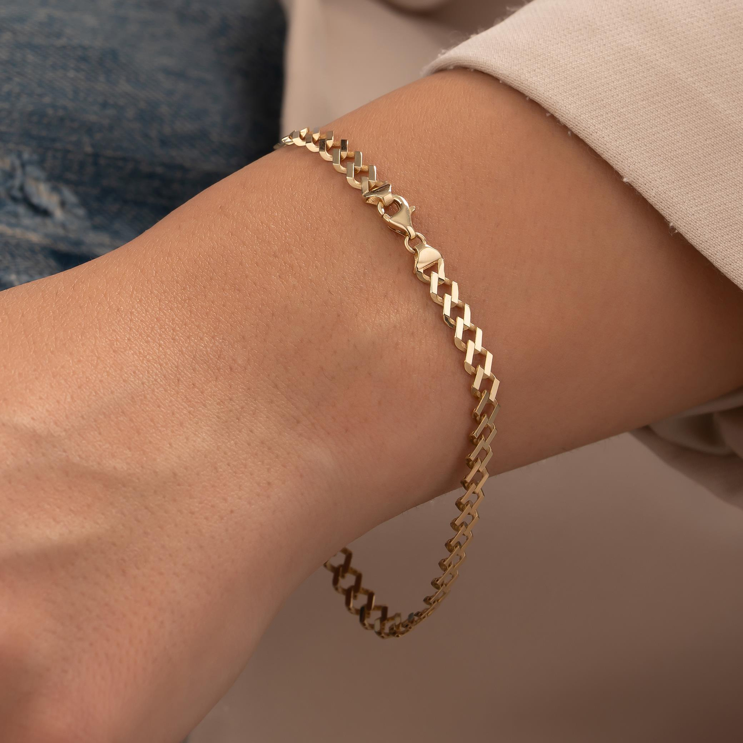 Sarmal Model 14 Ayar Altın Bileklik