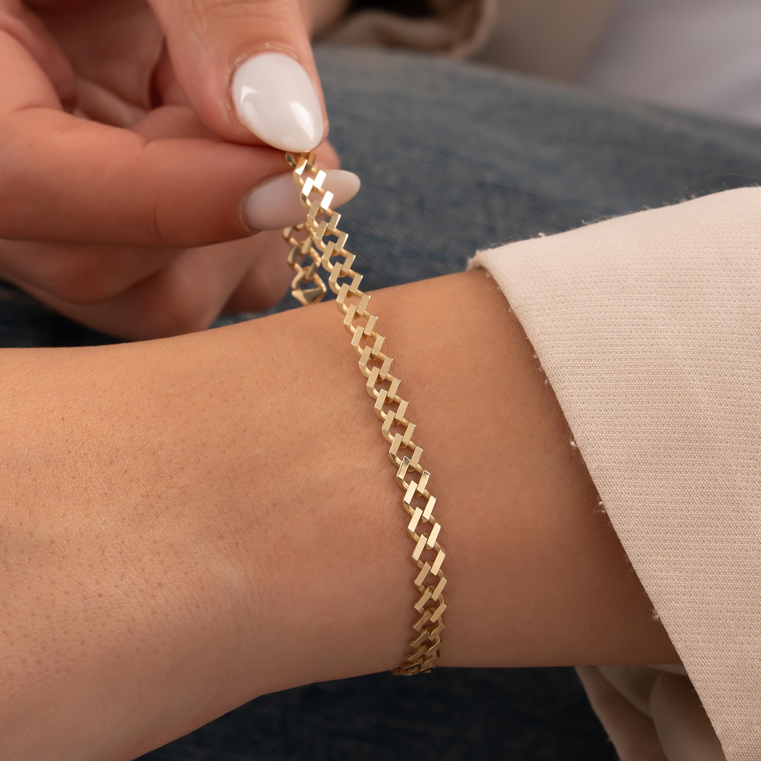 Sarmal Model 14 Ayar Altın Bileklik