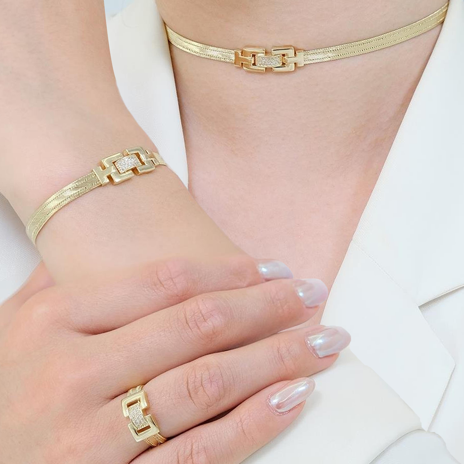 Trabzon Hasır Modern Taşlı 14 Ayar 3 Sıra Altın Set Yeşil