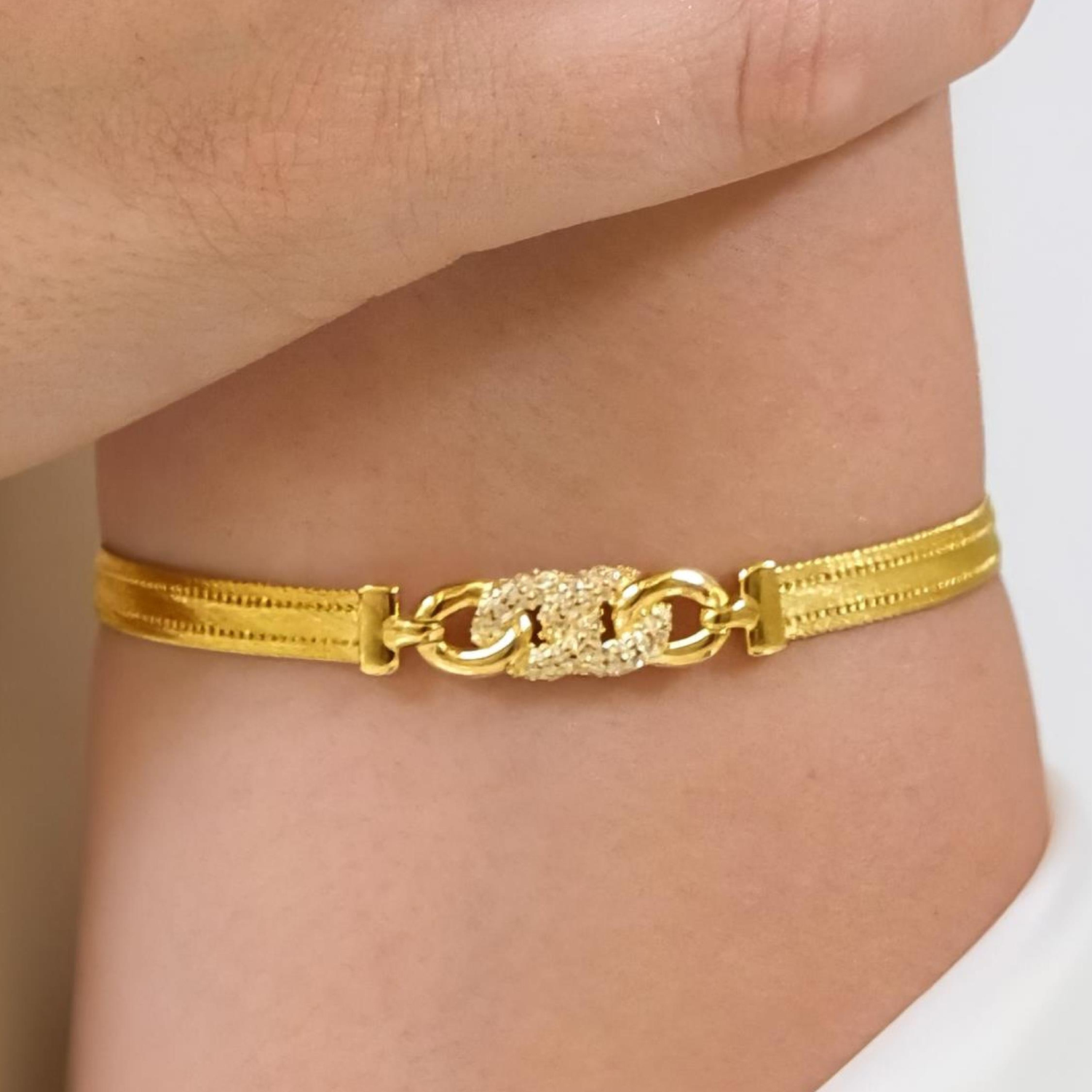 Trabzon Hasır Modern Taşlı Gurmet Model 14 Ayar 3 Sıra Altın Bileklik Sarı