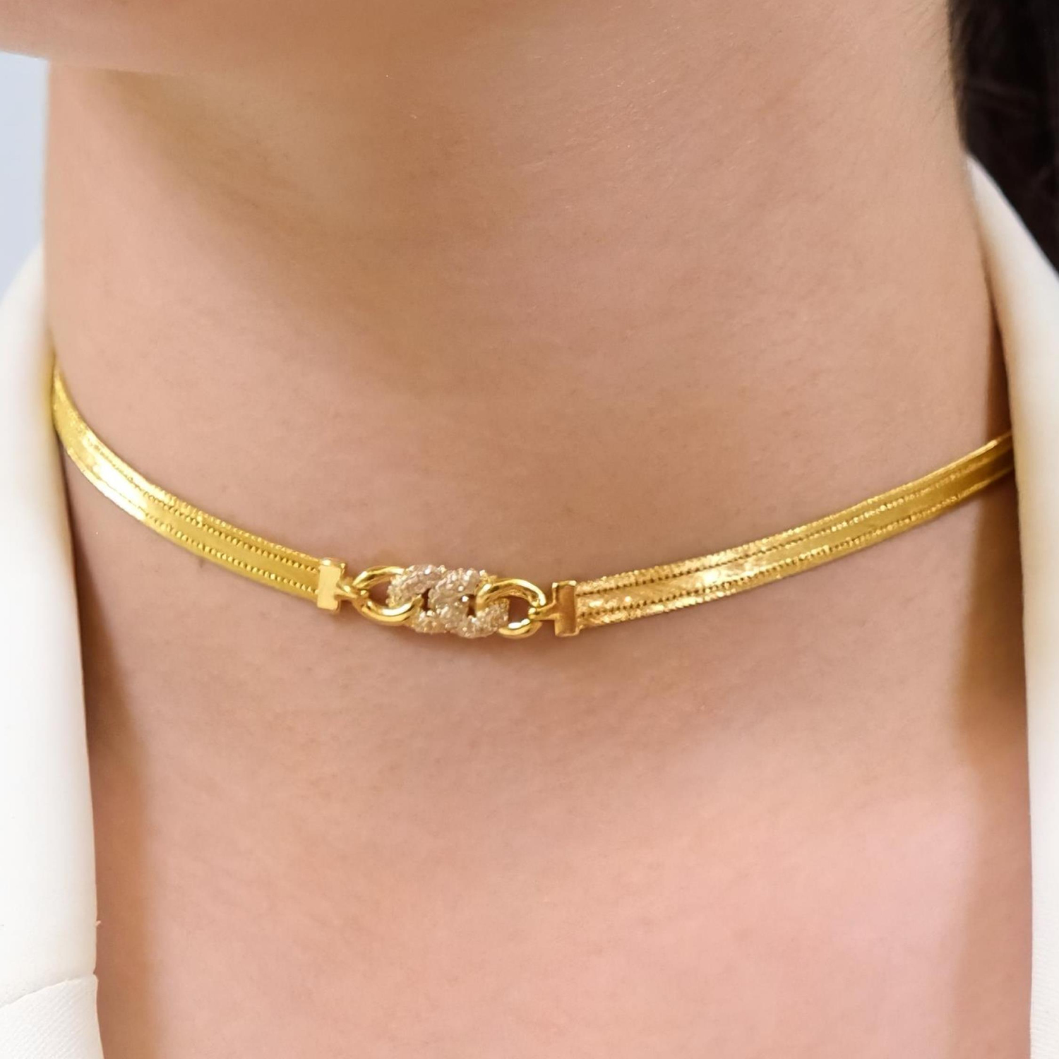 Trabzon Hasır Modern Taşlı Gurmet Model 14 Ayar 3 Sıra Altın Kolye Sarı