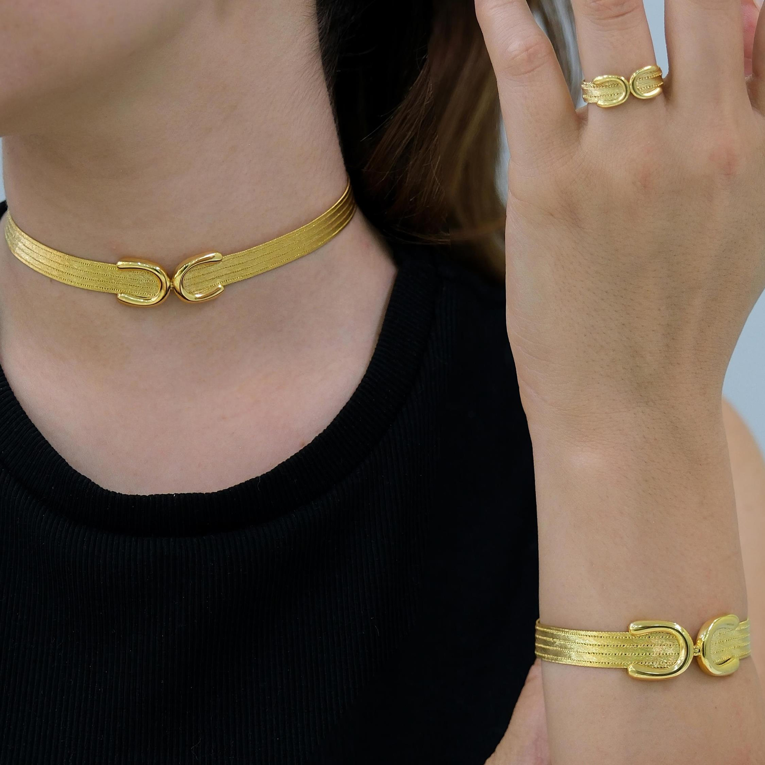 Trabzon Hasır Modern Taşsız Felix Model 14 Ayar 5 Sıra Altın Kolye Sarı