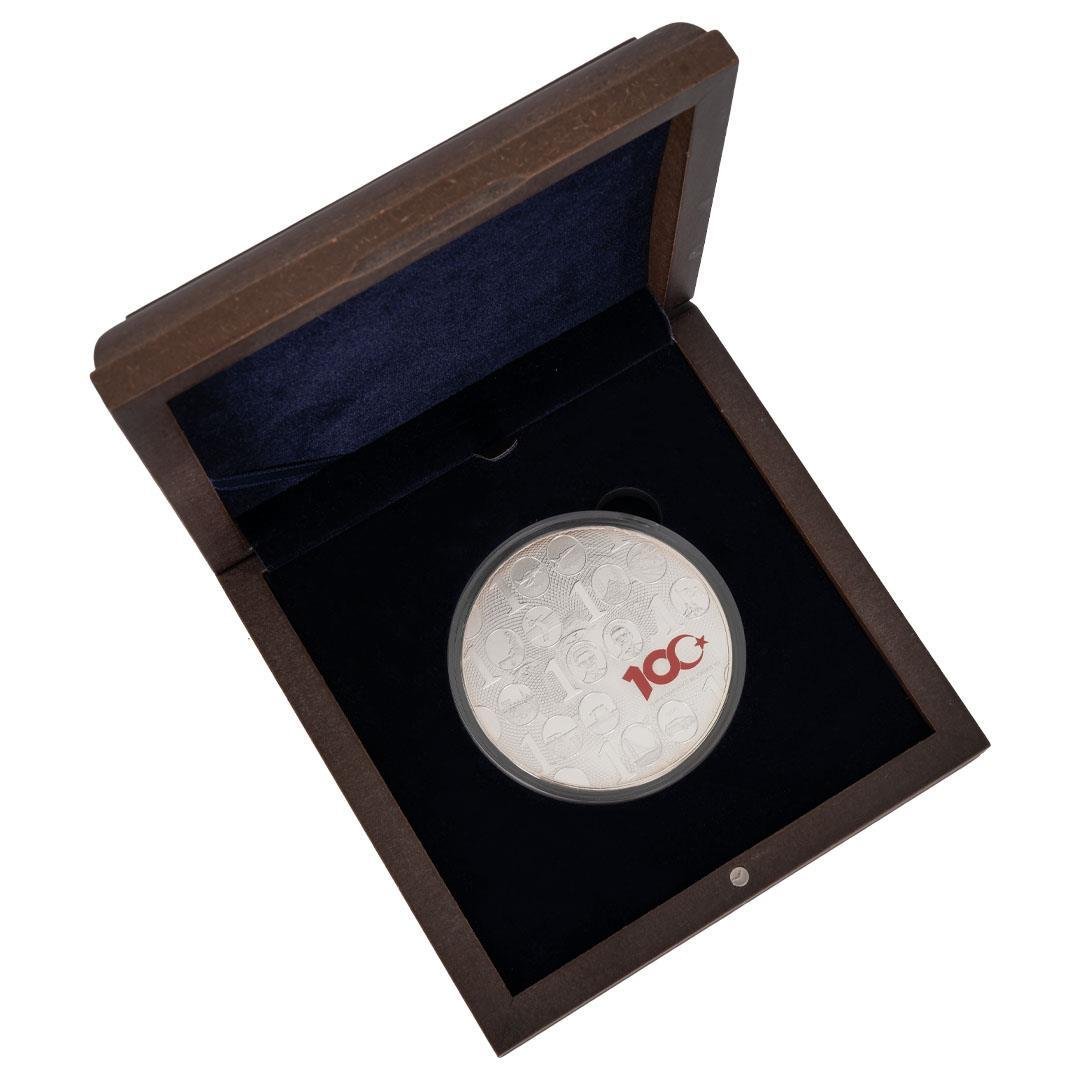 Türkiye Cumhuriyet'inin 100. Yılı Altın Hatıra Parası