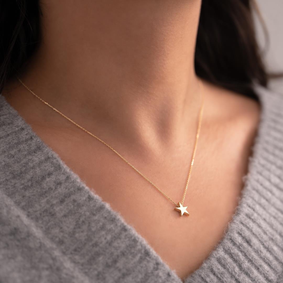 Yıldız Minimal 14 Ayar Altın Kolye