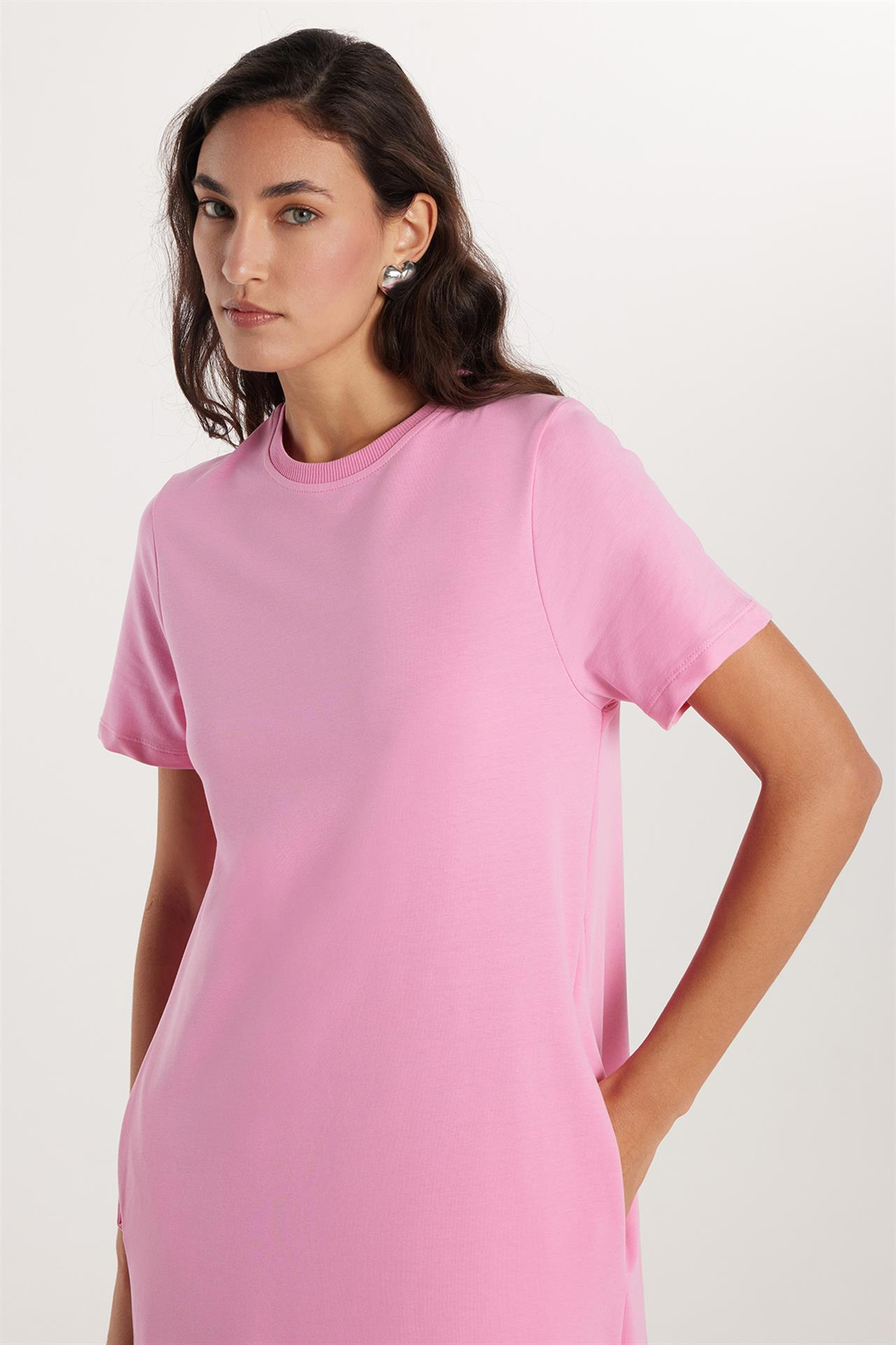 Kadın Regular Fit Kısa Kollu Yan Cepli Bisiklet Yaka Pembe Elbise