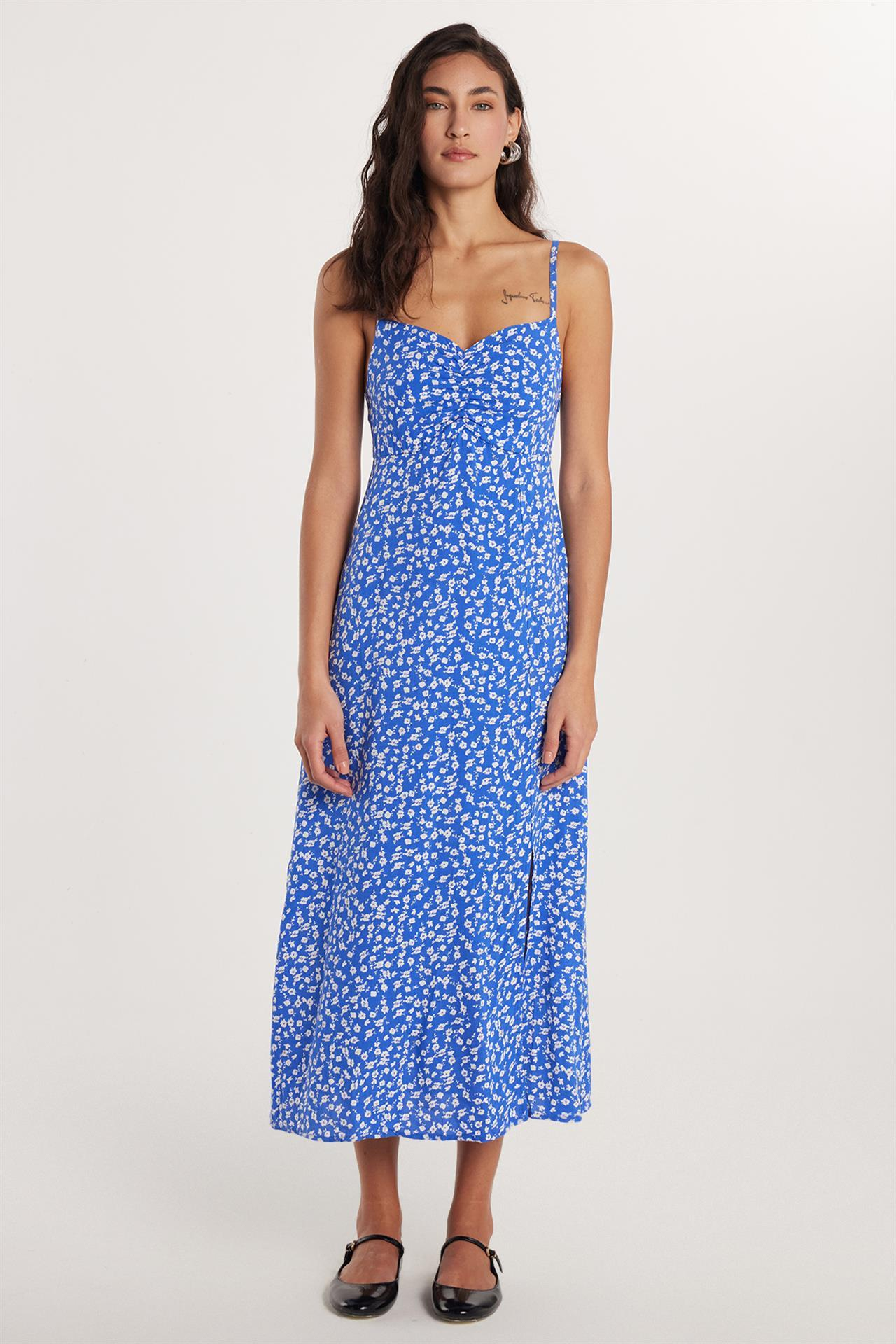 Kadın Slim Fit Dar Kesim İnce Askılı V Yaka Baskılı Viskon Mavi Elbise
