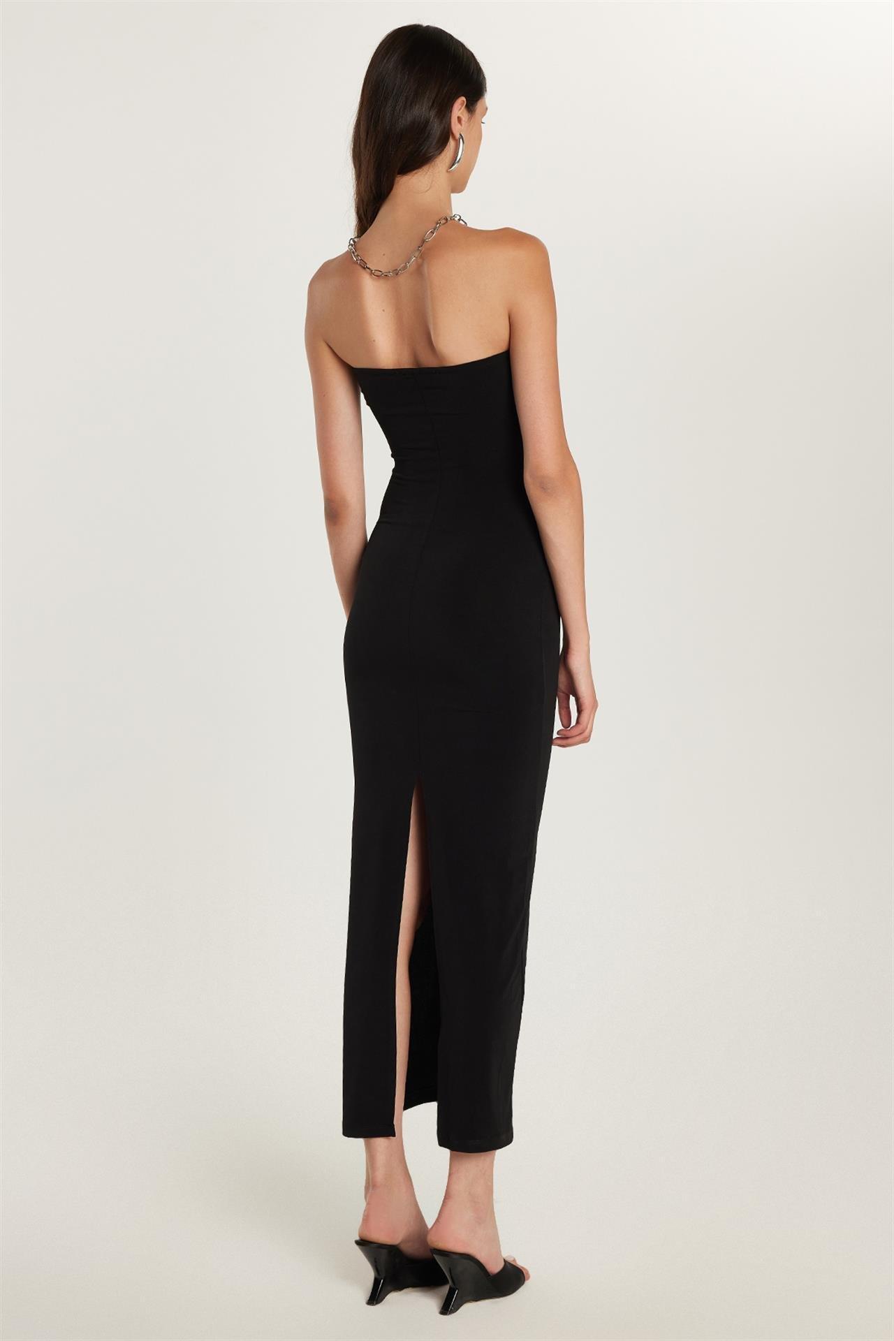 Kadın Slim Fit Dar Kesim Straplez Arka Yırtmaç Detaylı Siyah Midi Elbise