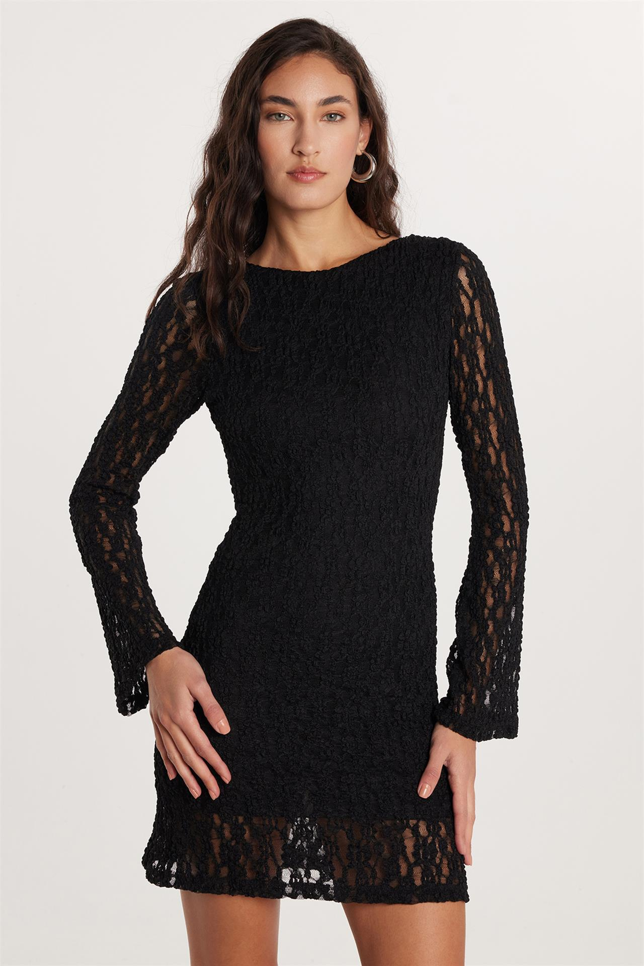Kadın Slim Fit Dar Kesim Uzun Kollu Sırt Dekolteli Örgü Detaylı Siyah Elbise