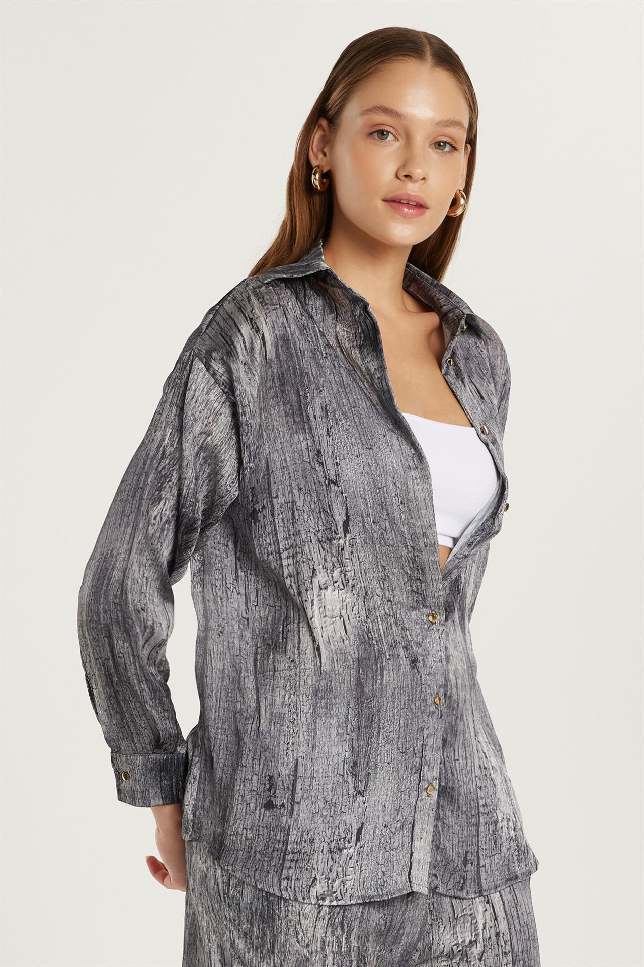 Kadın Slim Fit Uzun Kol Düğmeli Baskılı Gömlek Yaka Siyah Elbise