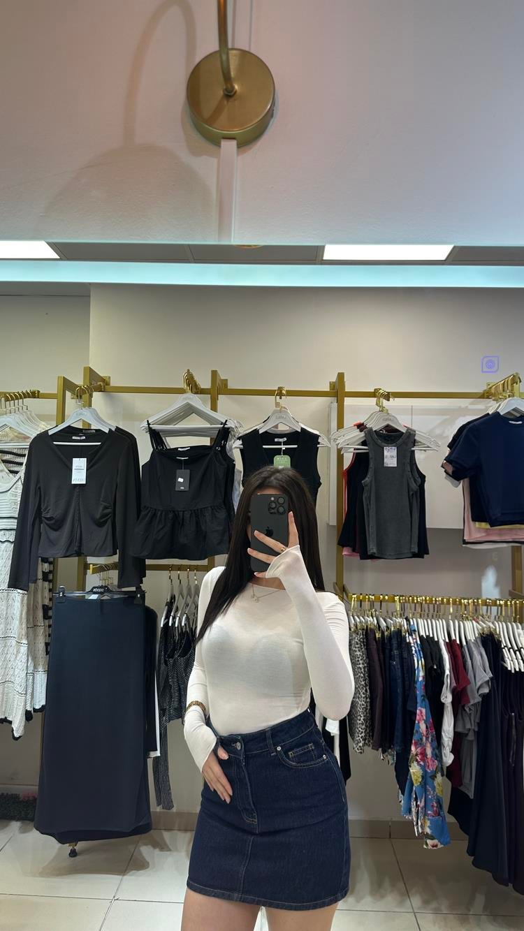 Beyaz renk kaşmir bluz