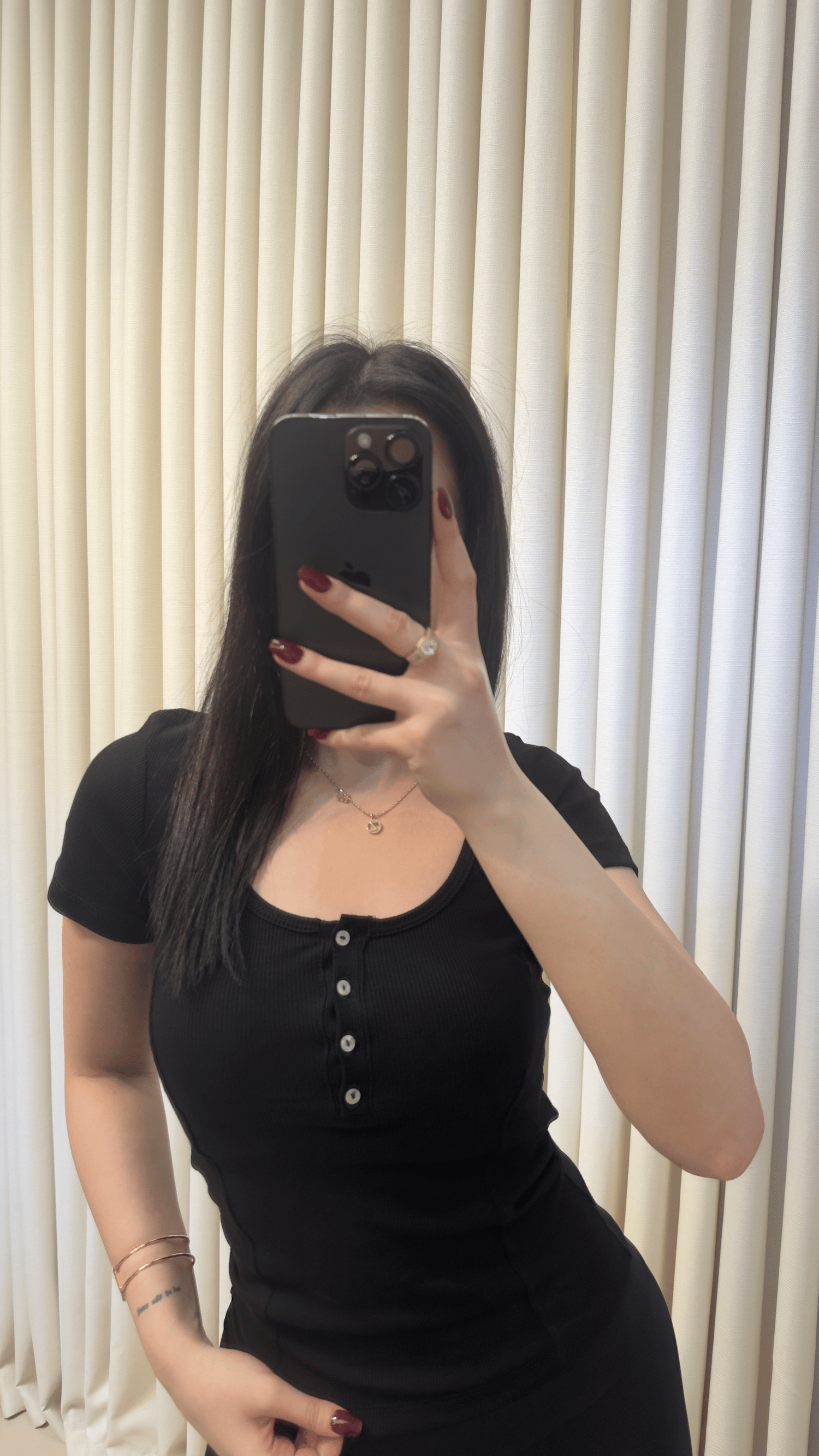 Düğme detaylı Geniş Yaka Siyah Crop