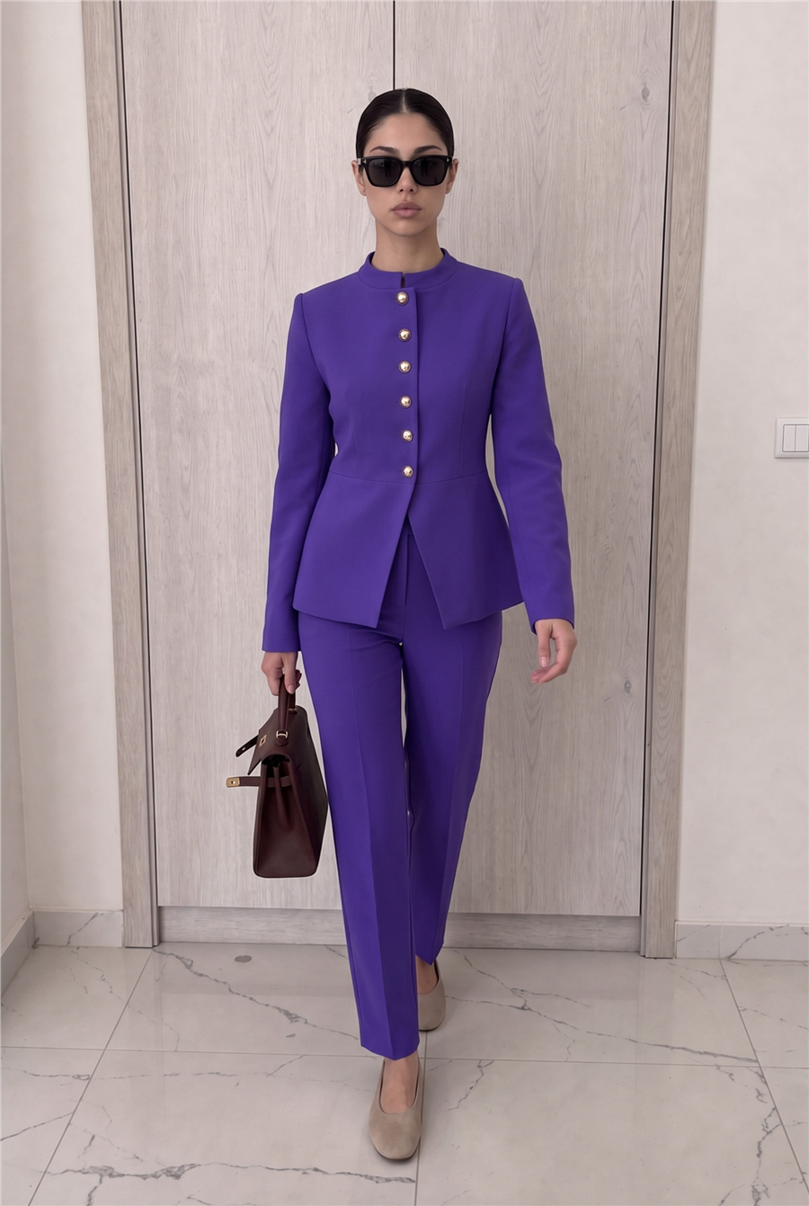 Bella Mücevher Düğmeli Hakim Yaka Ceket ve Dar Paça Pantolon Takım Mor