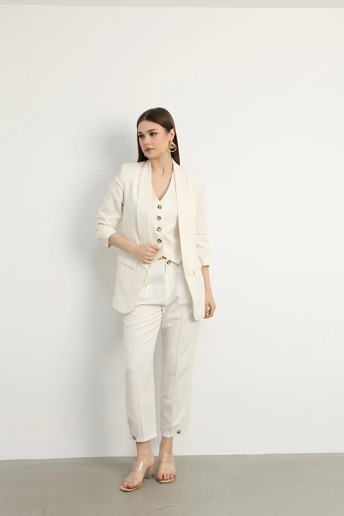 Detaylı Ekru Blazer Ceket