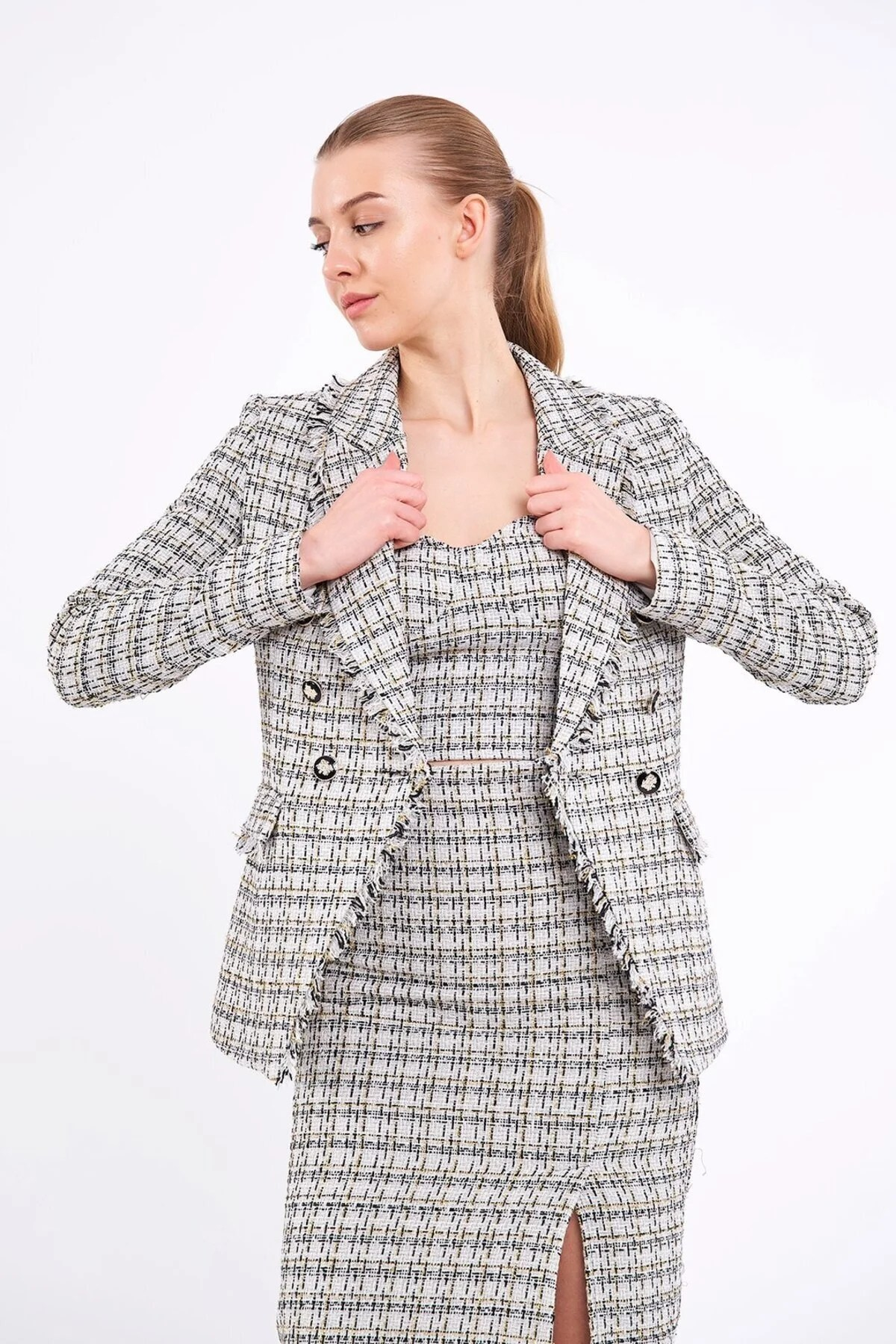Ekose Simli Ekru Blazer Ceket