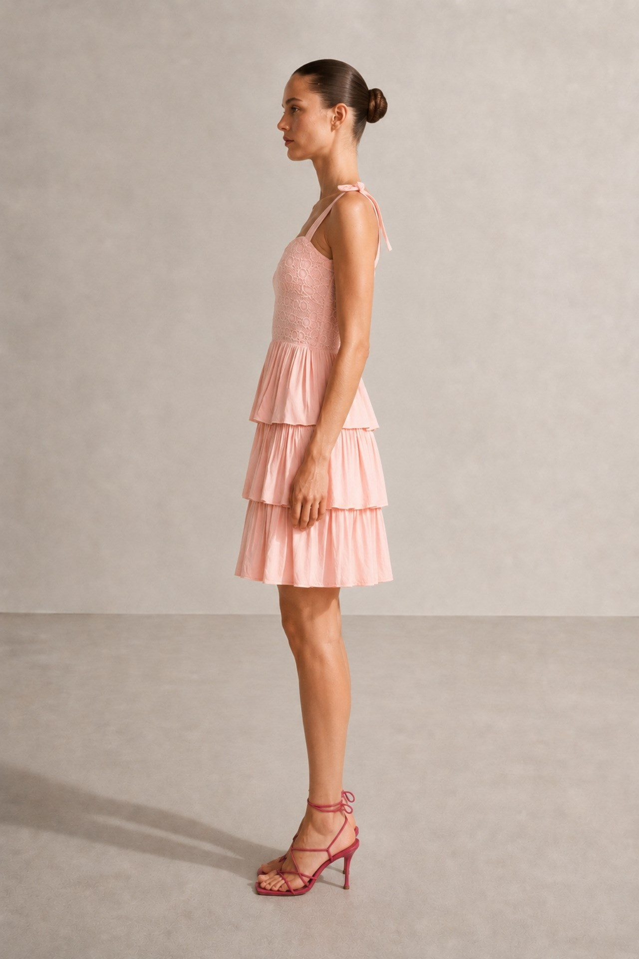Elena Askılı Elbise Pembe