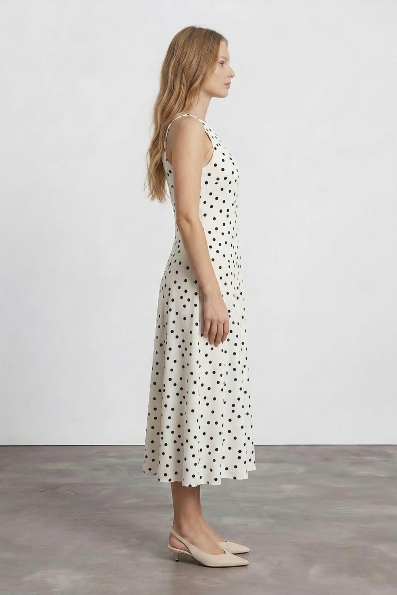 Lacy halter yaka elbise