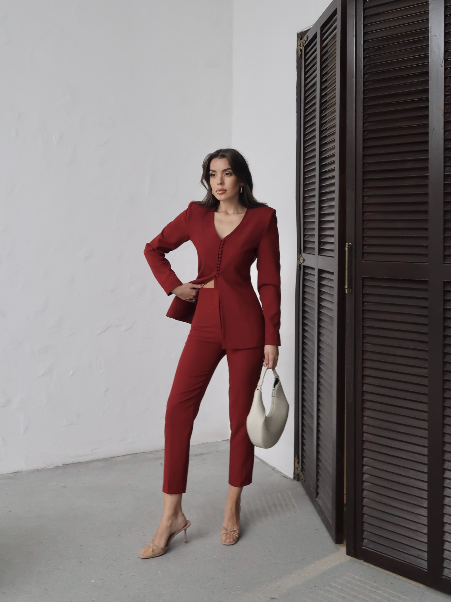 Lina V Yaka Ceket Dar Paça Pantolon Takım Bordo