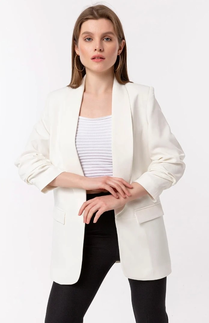 Mia Kolu Büzgülü Blazer Ceket Beyaz
