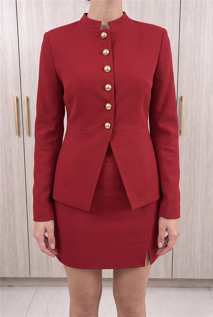 Millie Mücevher Düğmeli Hakim Yakalı Mini Etek Takım Bordo