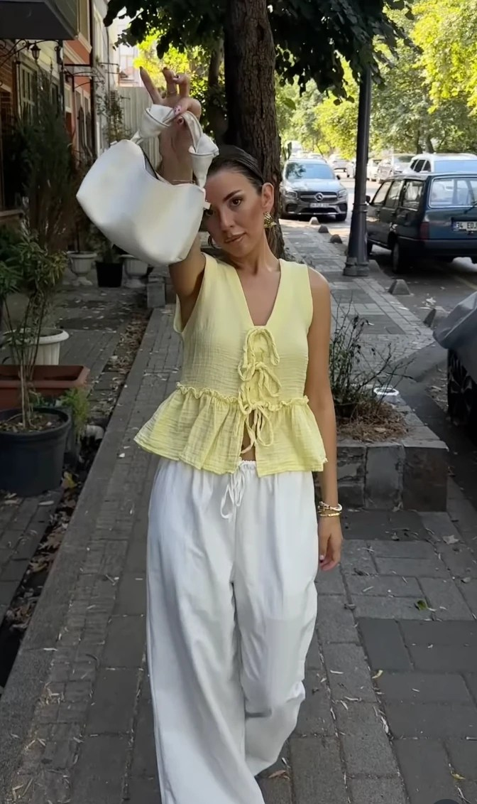 Müslin Bağcıklı Yelek Bluz Sarı