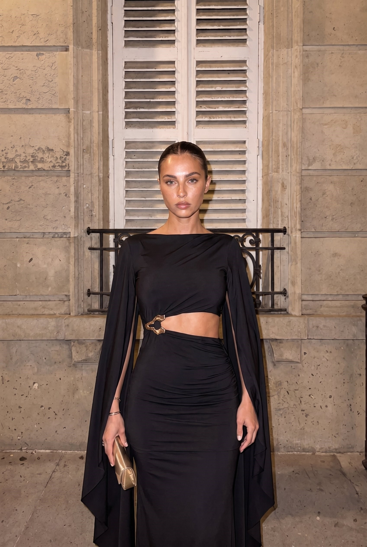 Noire Cape Cut-Out Uzun Elbise Siyah