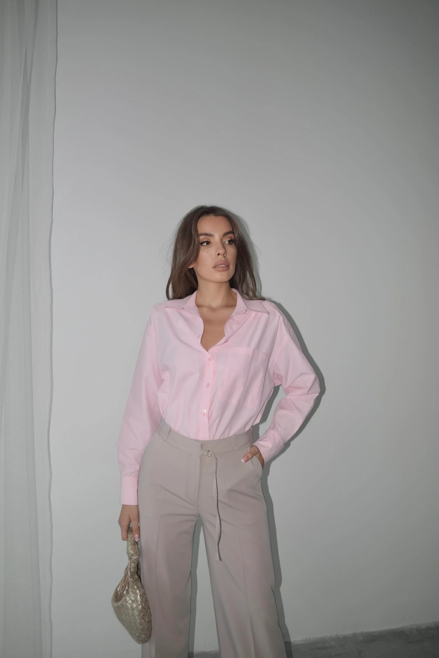 Oversize Düğmeli Kısa Gömlek Pudra