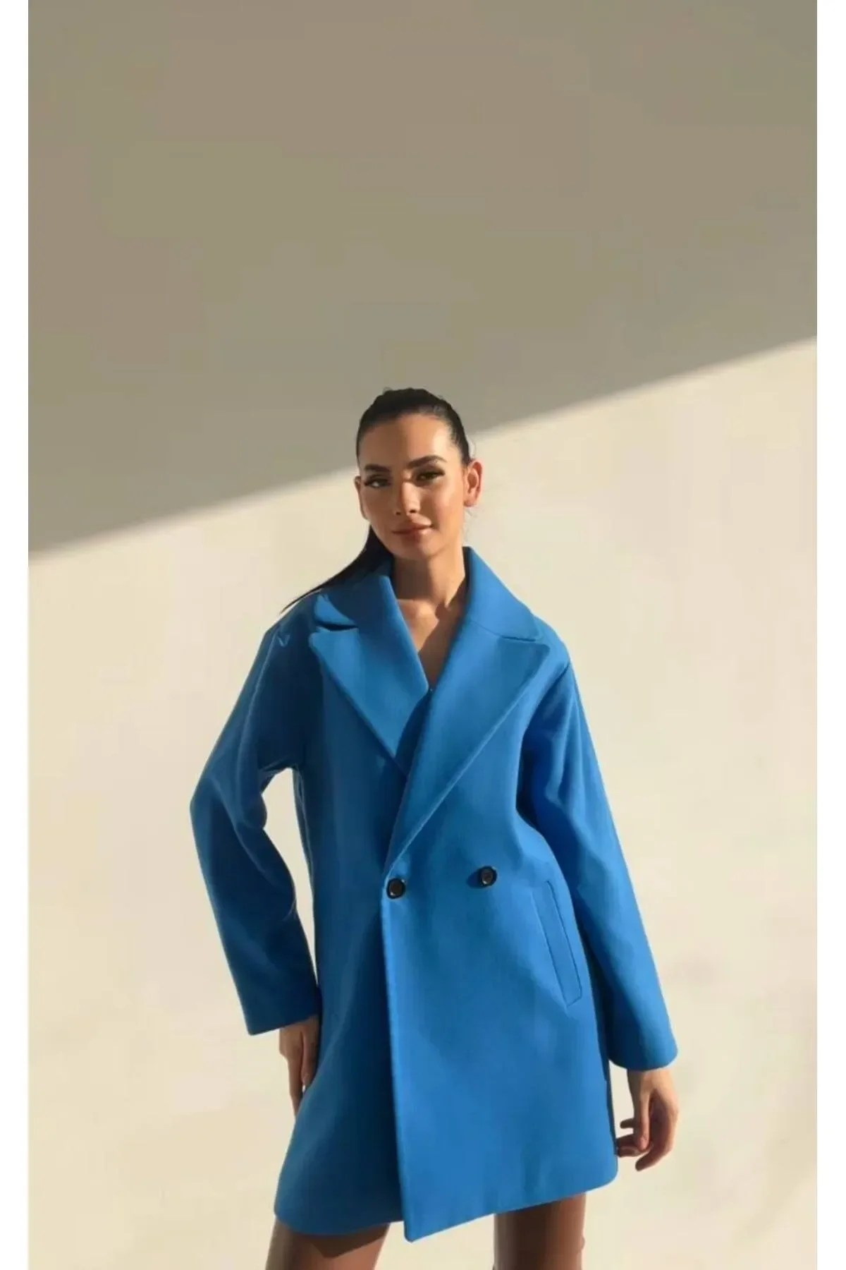 Oversize Geniş Kesim Düğmeli Kısa Kaşe Kaban Mavi