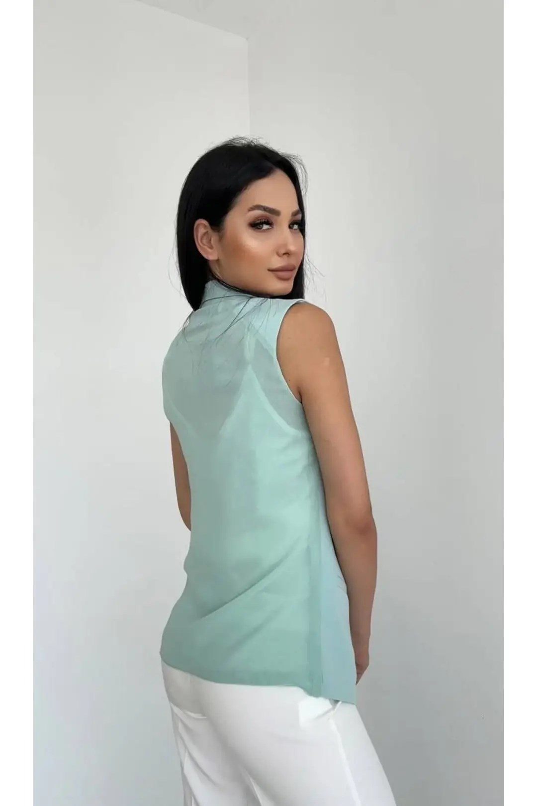 Şifon Detaylı Yelek Mint Yeşili