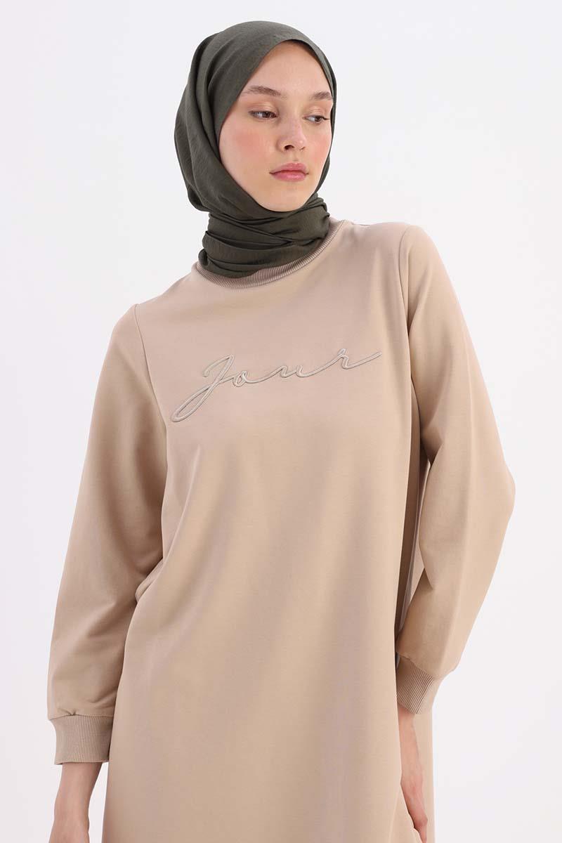 Bej-NAKIŞLI PİLİKAŞELİ SWEAT TUNİK