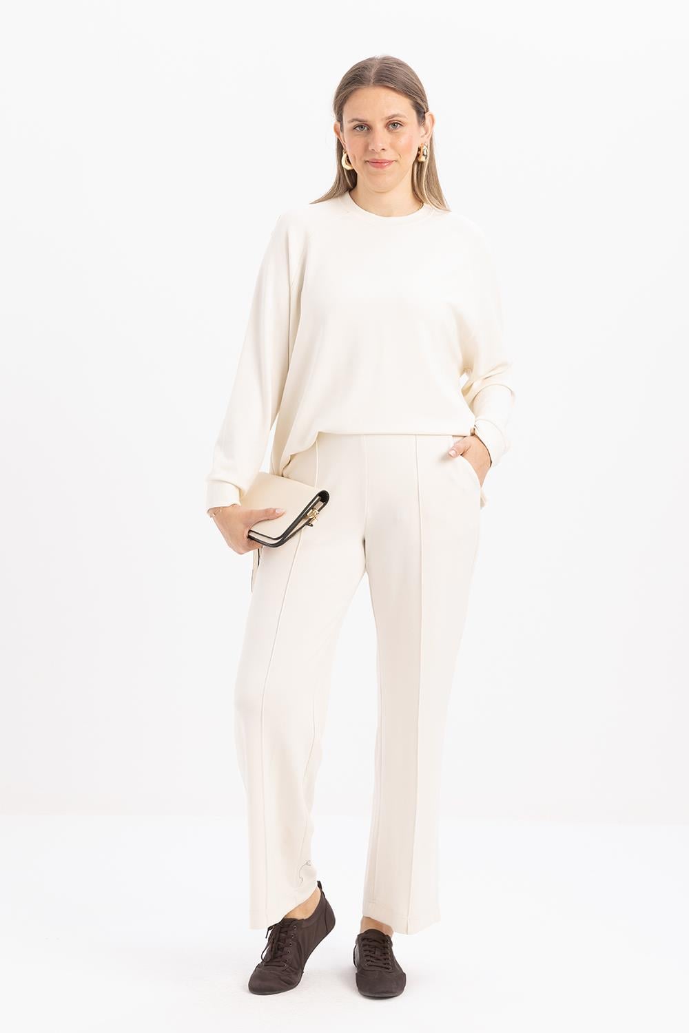 Ecru-Wide Leg Slit Stretch Knit Trousers