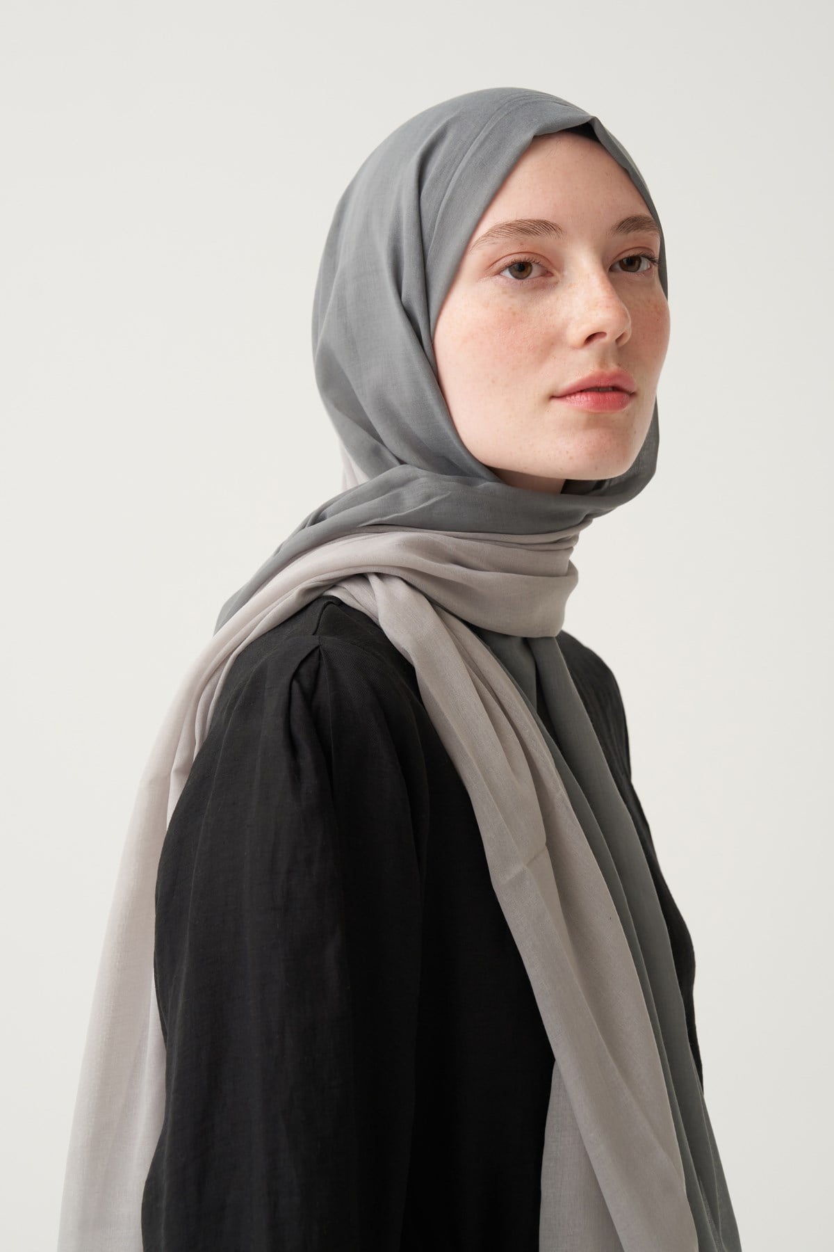 Gri-Degrade Pamuklu Ferah Şal