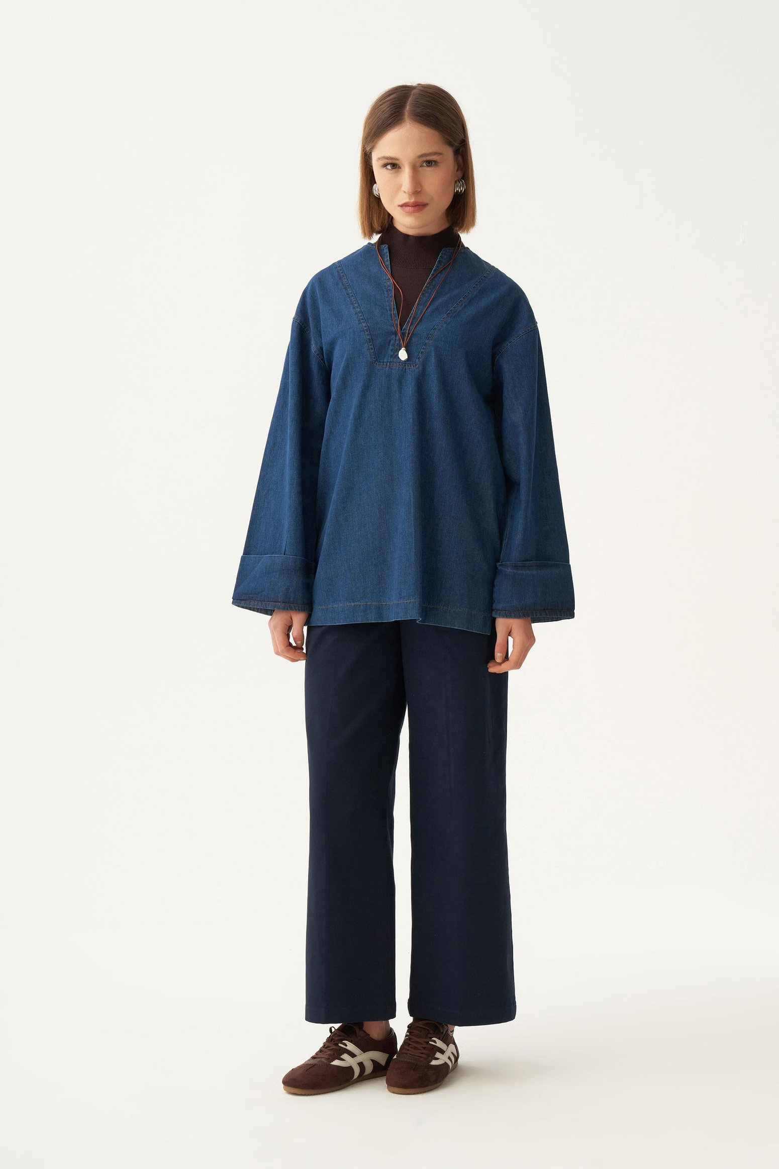 Mavi-V Yaka Denim Gömlek Tunik