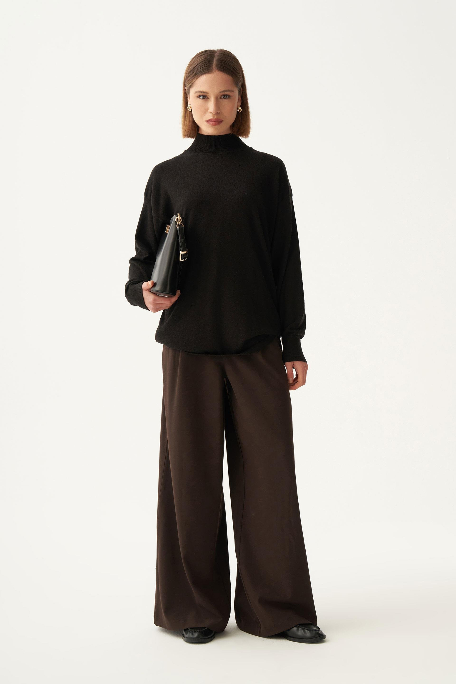 Siyah-Yarım Balıkçı Kolsuz Kazak