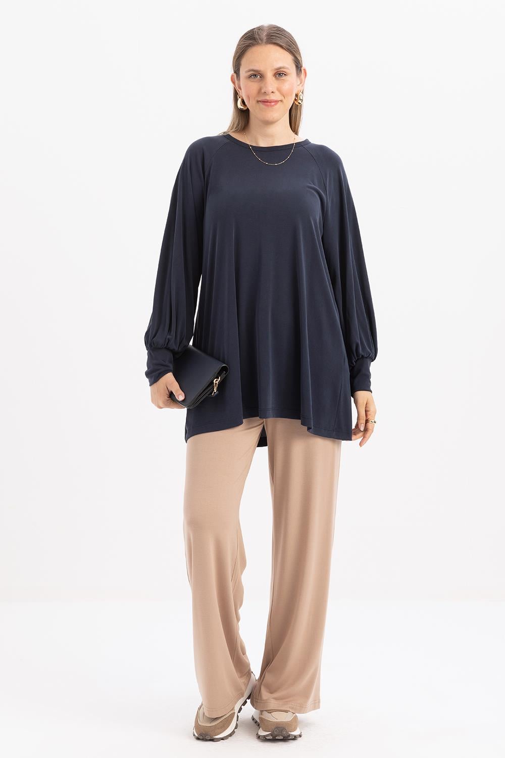 Lacivert-Pamuklu Kolları Büzgülü Uzun Kollu Likralı T-Shirt