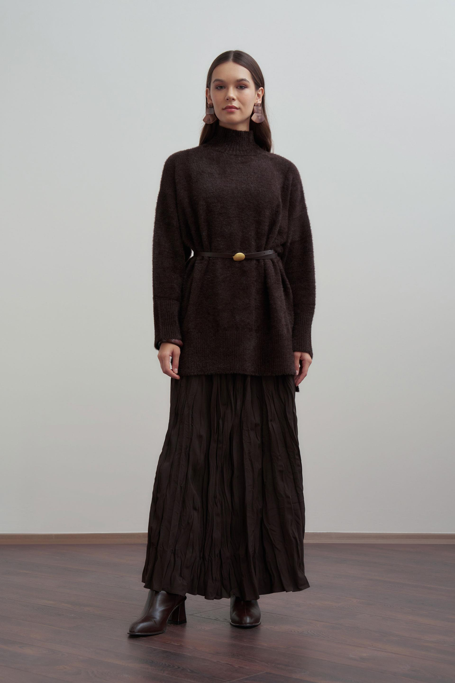 Acı Kahve-Balıkçı Yaka Sakal İplik Triko Kazak