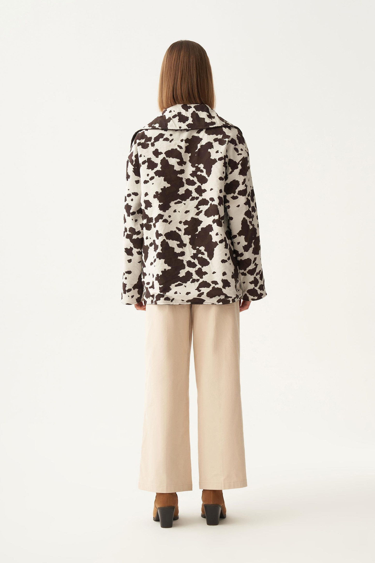 Acı Kahve-Çift Yönlü Gabardin Kapitone Ceket