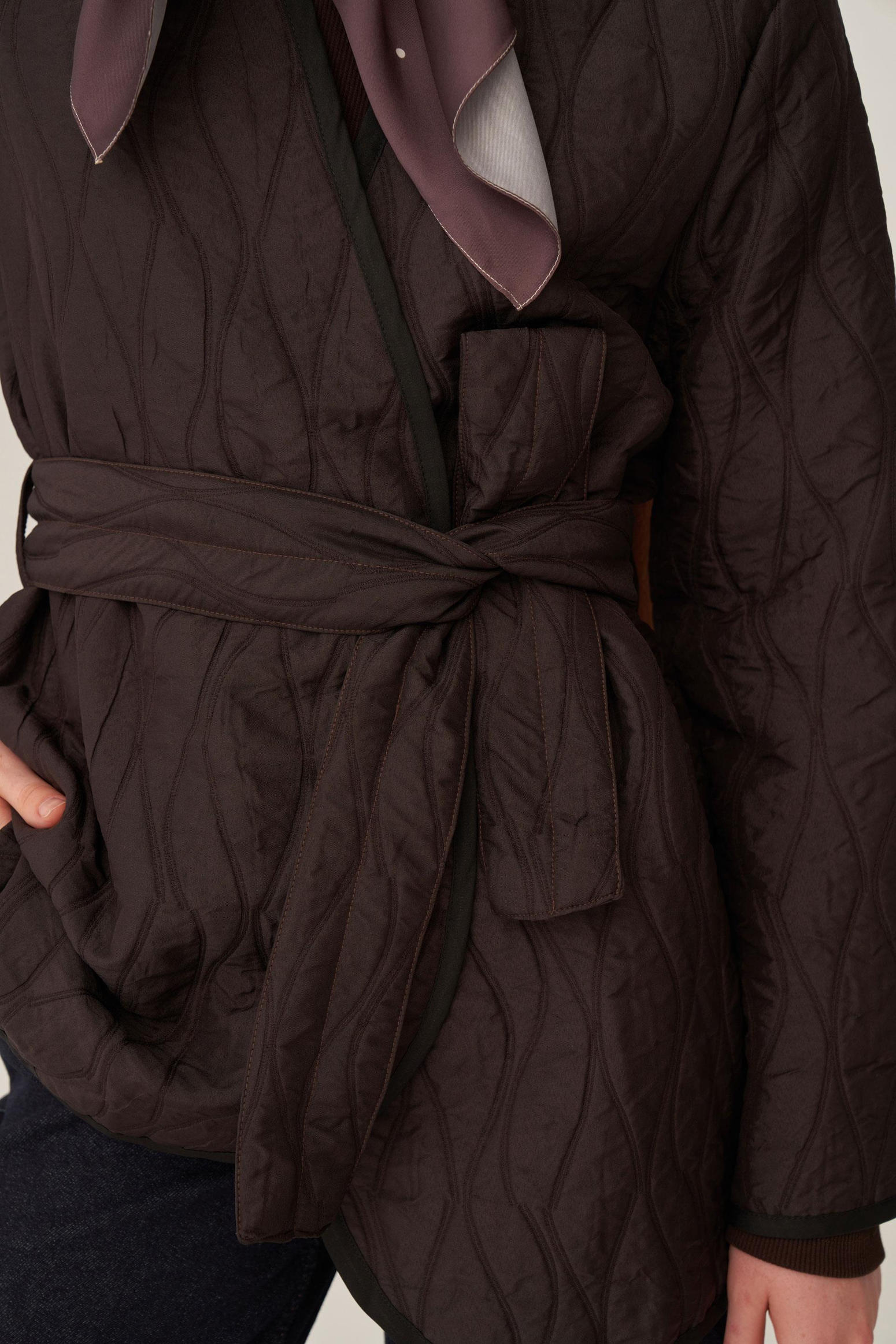 Acı Kahve-İnce Kapitone Kruvaze Kuşaklı Ceket