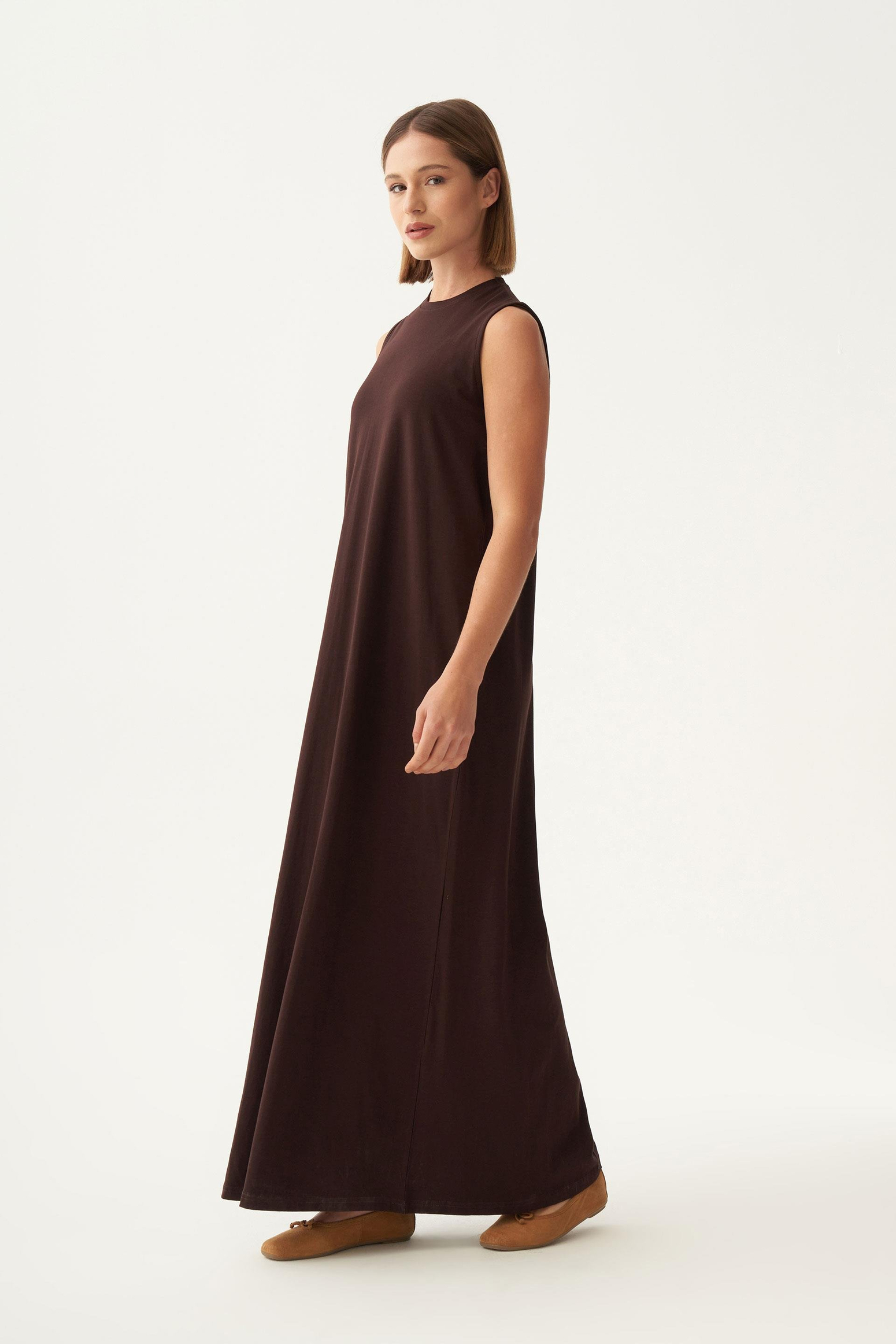 Acı Kahve-Pamuklu Bisiklet Yaka Kolsuz İçlik Elbise