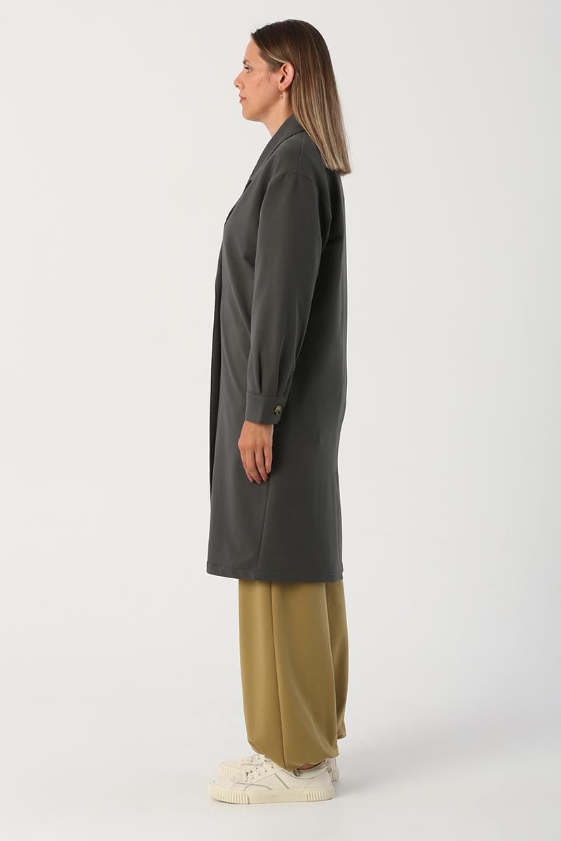 Anthracite-Buttoned Comfortable Fit Knitted Jacket
