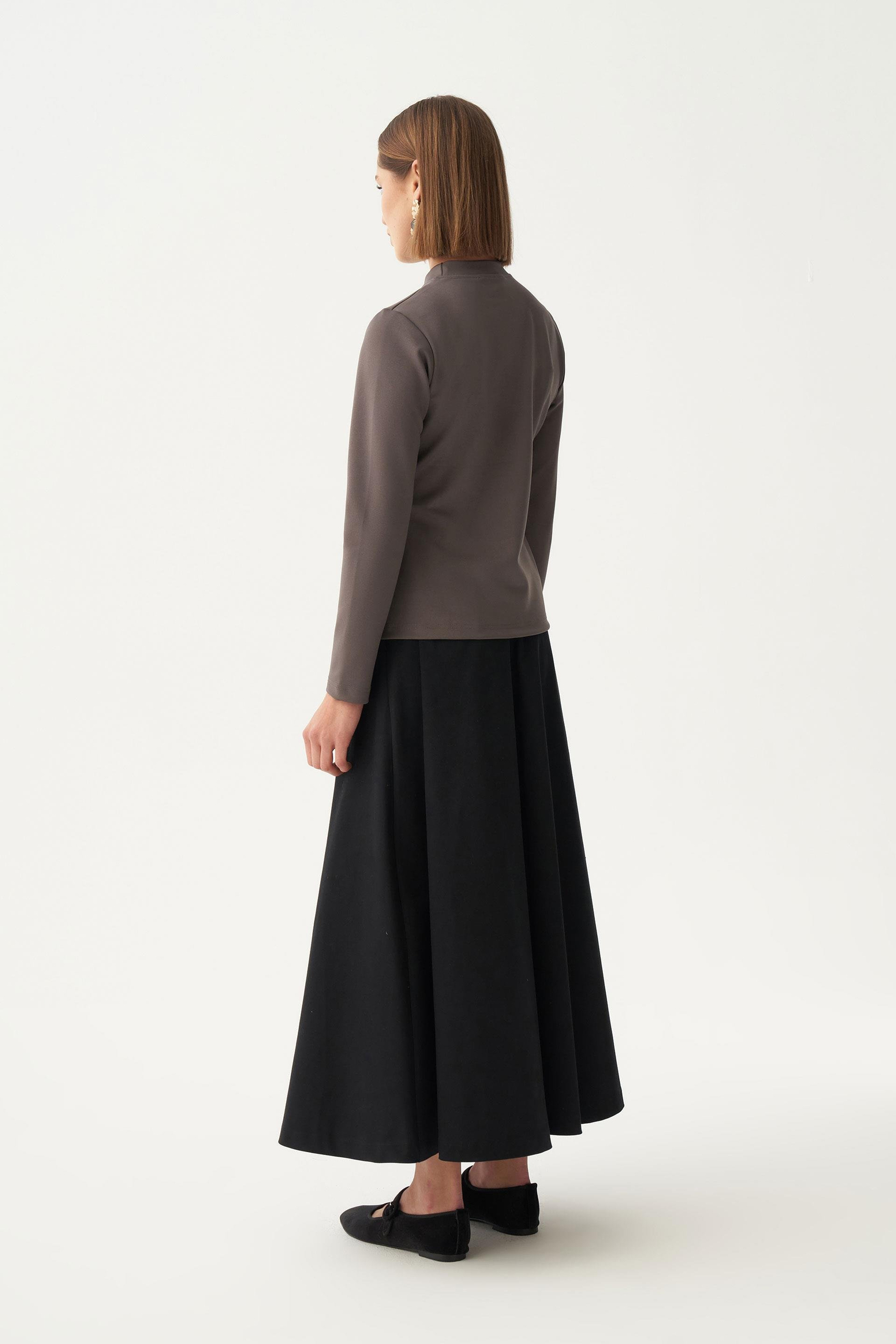 Antrasit-Gold Düğmeli Pileli Şık Bluz