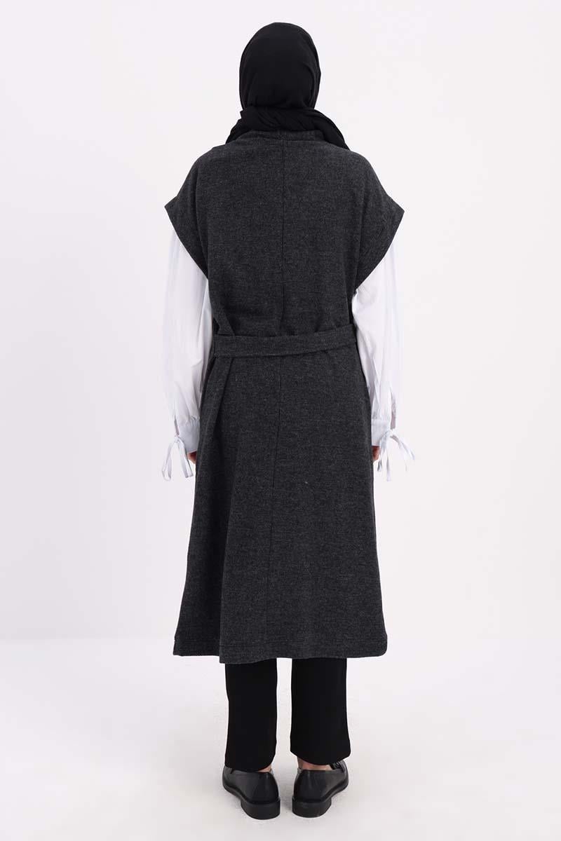 Gilet long avec poches et boucle en métal, ceinture anthracite