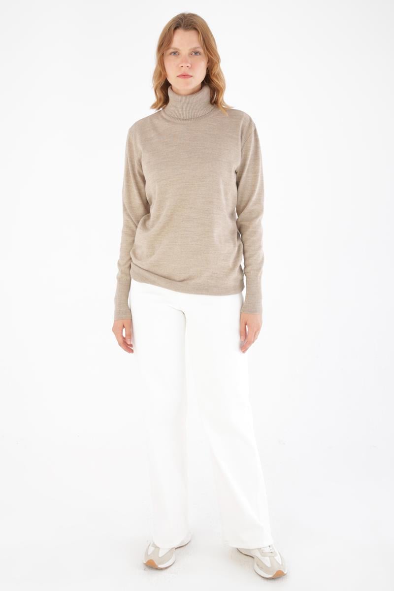 Beige-Turtleneck Short Knitwear Sweater