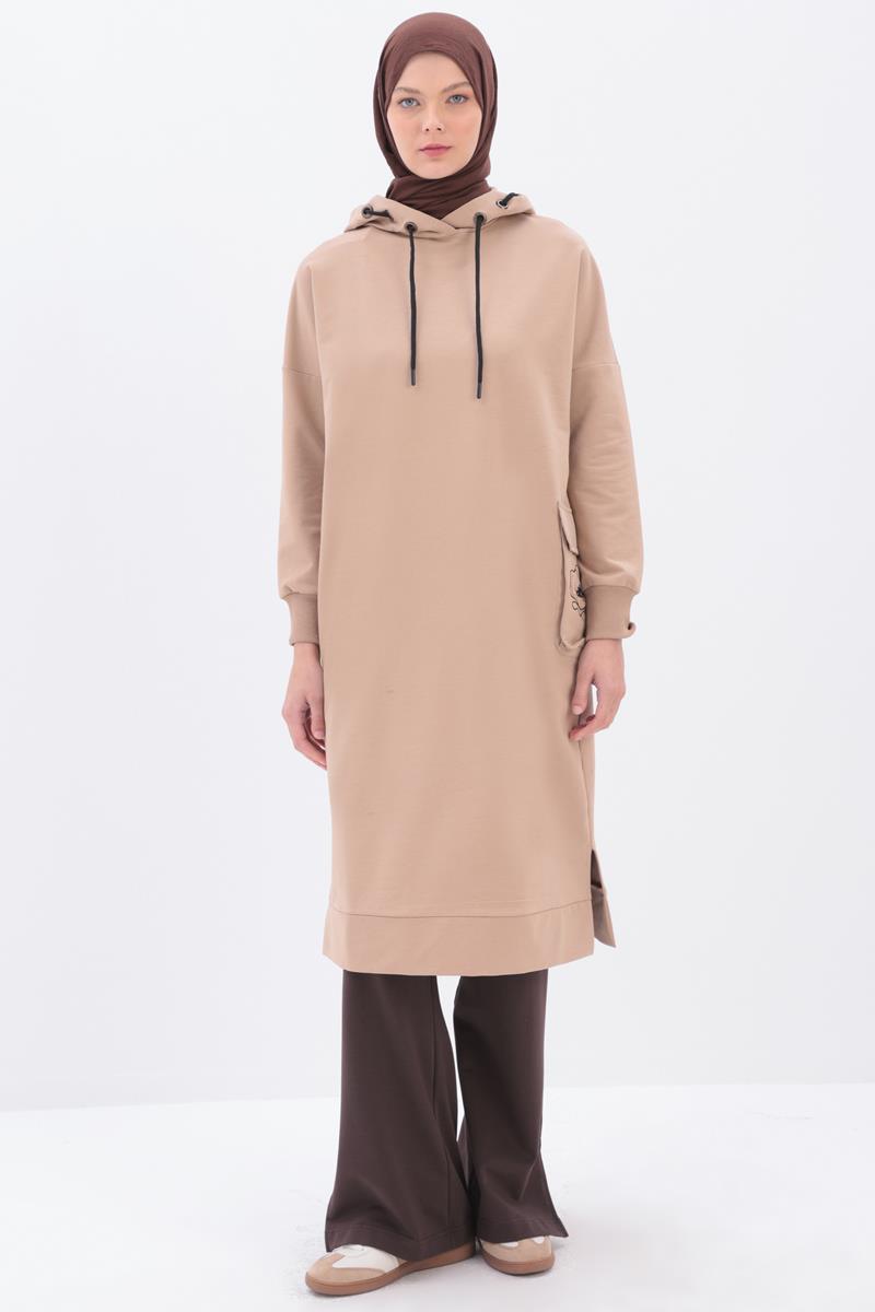 Bej-CEBİ NAKIŞLI KAPŞONLU SWEAT TUNİK